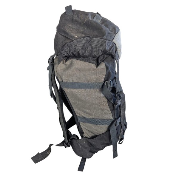 Madden Boulder, CO Internal Backpack - Size Medium - Picture 13 of 13